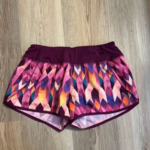 Reebok Athletic Short Size Small